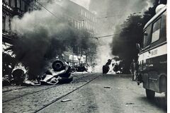 21. 8. 1968, jedna z fotografií, které Stanislav Mašek rozdával v práci.