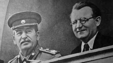 Sovětský diktátor Josif Vissarionovič Stalin a prezident Klement Gottwald, který vykonával Stalinovu vůli v Československu, zdroj: Moderní dějiny