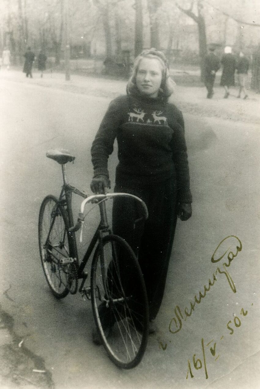 Irina Juřinová v roce v Leningradu v roce 1950. Foto: Paměť národa