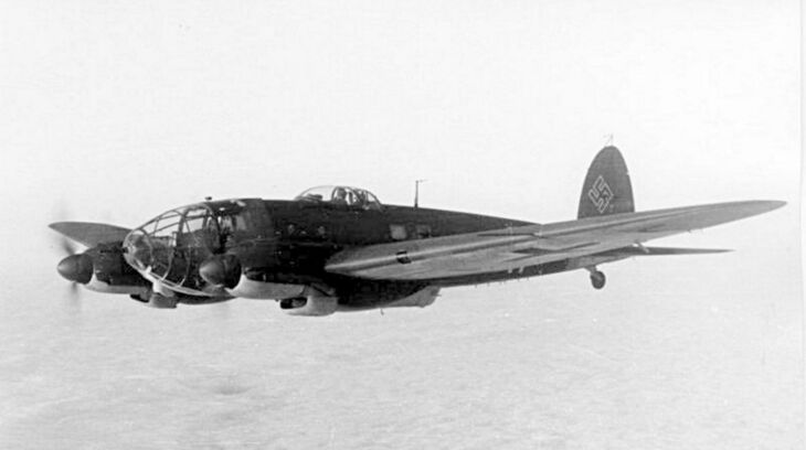 Heinkel He-111, který Richtera dopravil nad Anglii, public domain