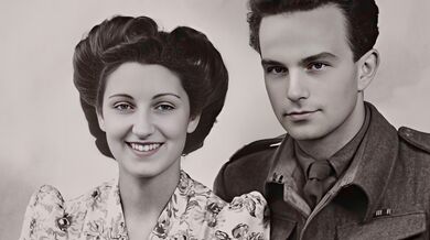 Yvonne a Karel Šebesťákovi krátce po svatbě v Anglii v roce 1944. Zdroj: archiv pamětnice