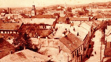 Užhorod na pohlednici z 30. let. Zdroj: archiv pamětnice Ludmily Švecové, Paměť národa 