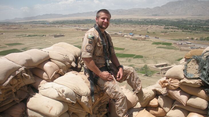 Ladislav Mihályi na předsunutém stanovišti afghánské armády během mise OMLT Wardak, Afghánistán 2012 – archiv Ladislava Mihályiho