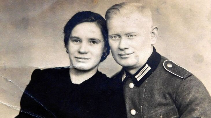 Pavla a František Hétmánkovi v době druhé světové války, František již v uniformě wehrmachtu. Zdroj: archiv Helgy Sündermannové 