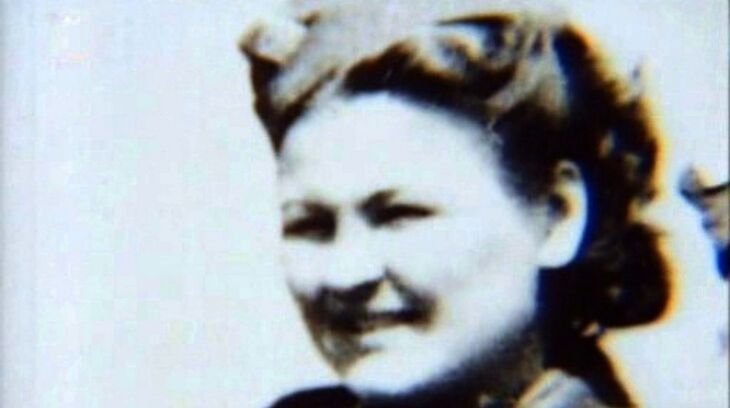 Jiřina Švermová (později Kopoldová) jako příslušnice 1. československého armádního sboru v SSSR. Zdroj: archiv pamětnice 