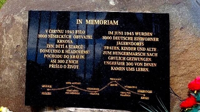 Pamětní deska u krnovské synagogy, zdroj: Petr Zemánek