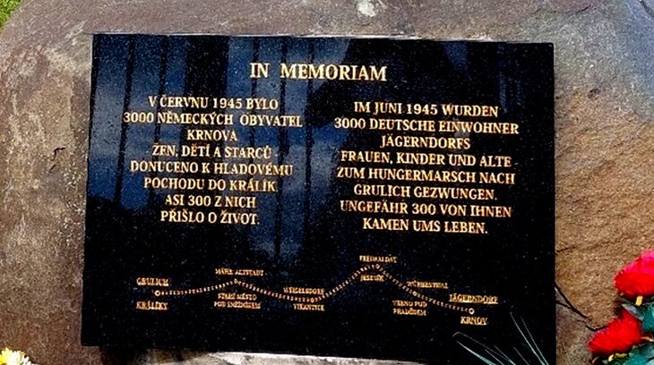 Pamětní deska u krnovské synagogy, zdroj: Petr Zemánek