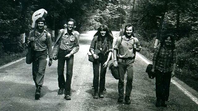 Na trampu – Vítkov, Podhradí, 1980, Miroslav Marusjak druhý zprava, zdroj: archiv pamětníka