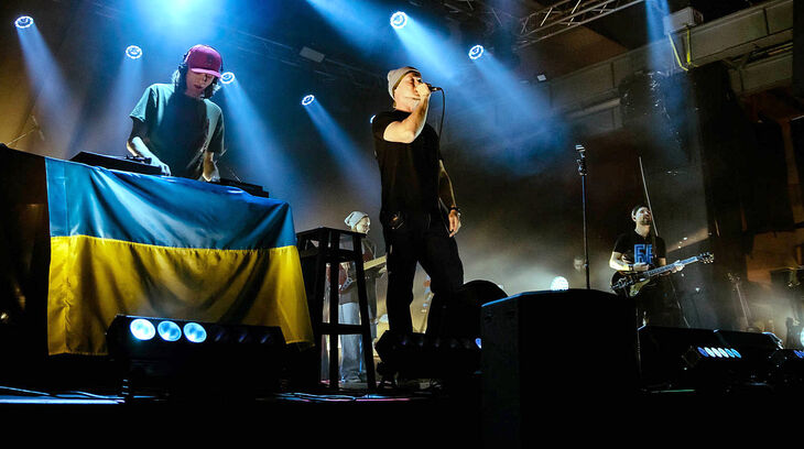 Ukrajinská kapela BoomBox během koncertu v Gdaňsku v říjnu 2022. Foto: Nnastazja / Wikimedia Commons, CC BY-SA 4.0