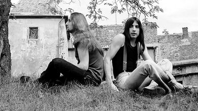 Pavel Zajíček (vlevo) a Mejla Hlavsa v roce 1973. Foto: Ivo Pospíšil